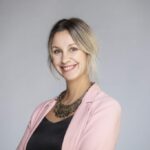 Your personal contact - Sarah Kubes